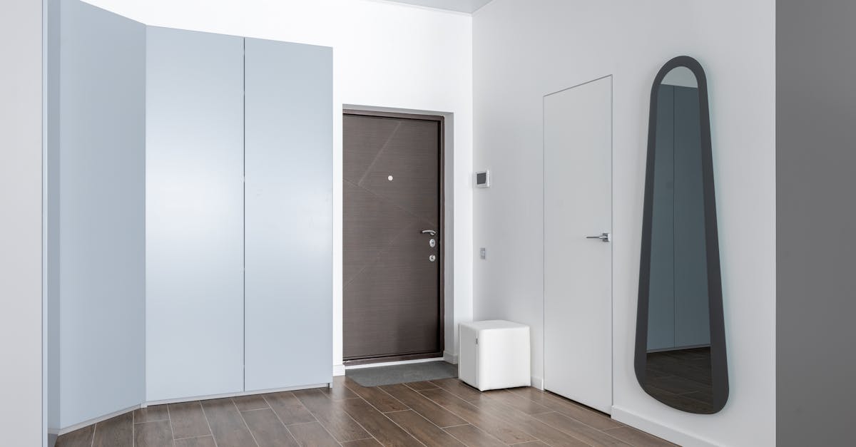 How to Choose the Right Material for Your Hinged Door Wardrobe